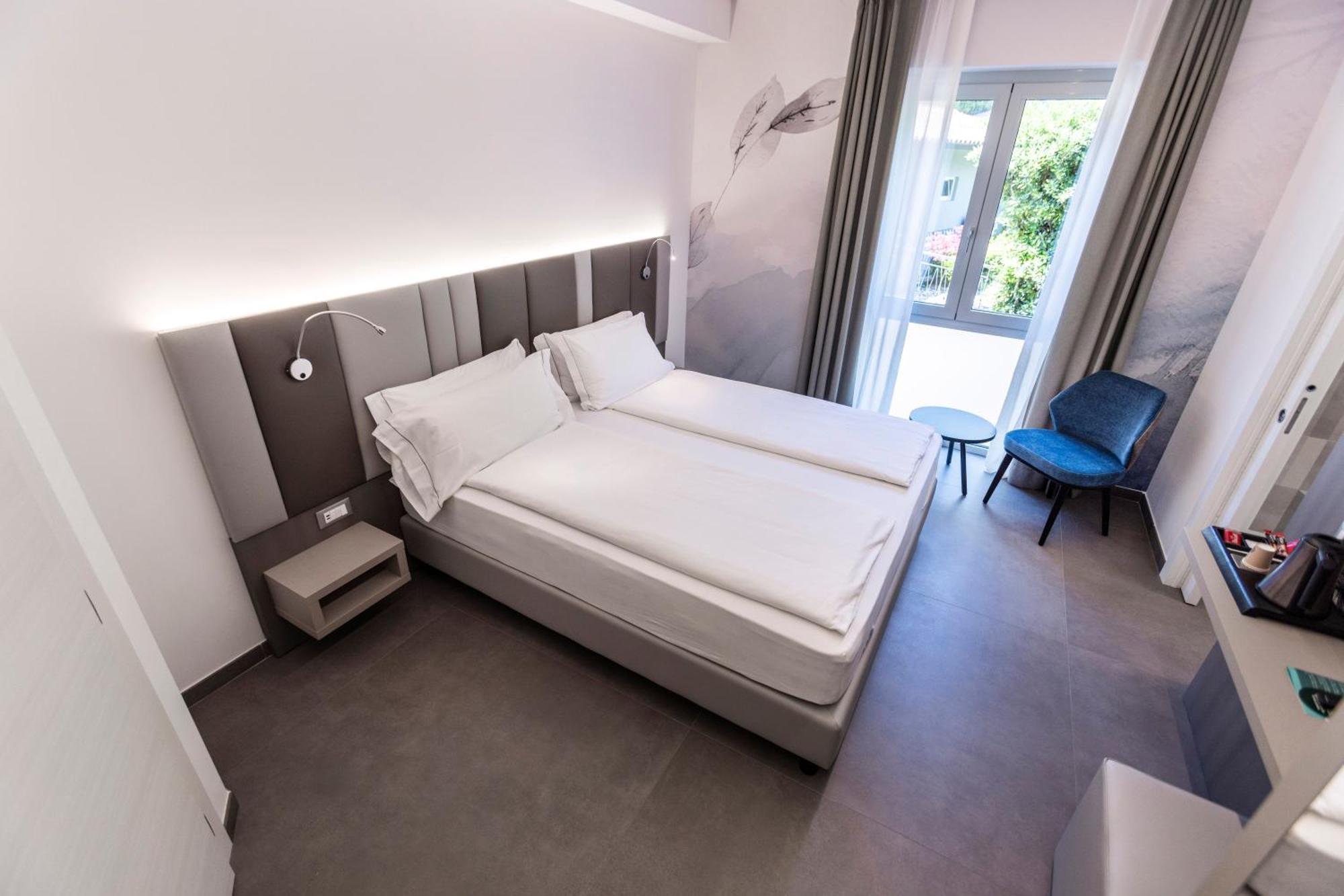 Hotel Livia Gargnano Room photo