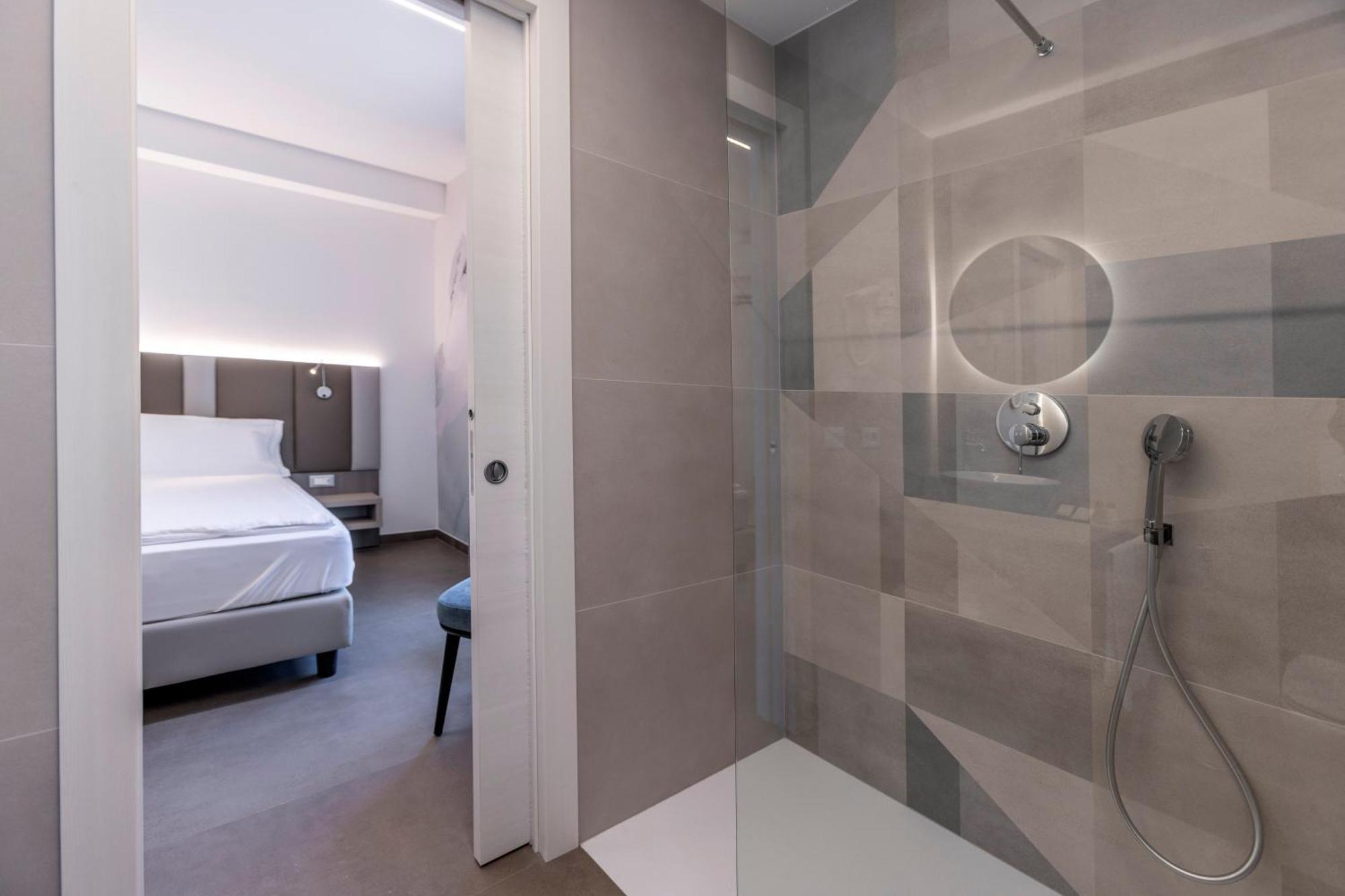 Hotel Livia Gargnano Room photo